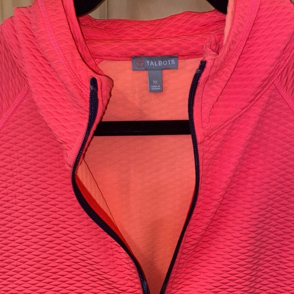 Active Jacket - Picture 2 of 4